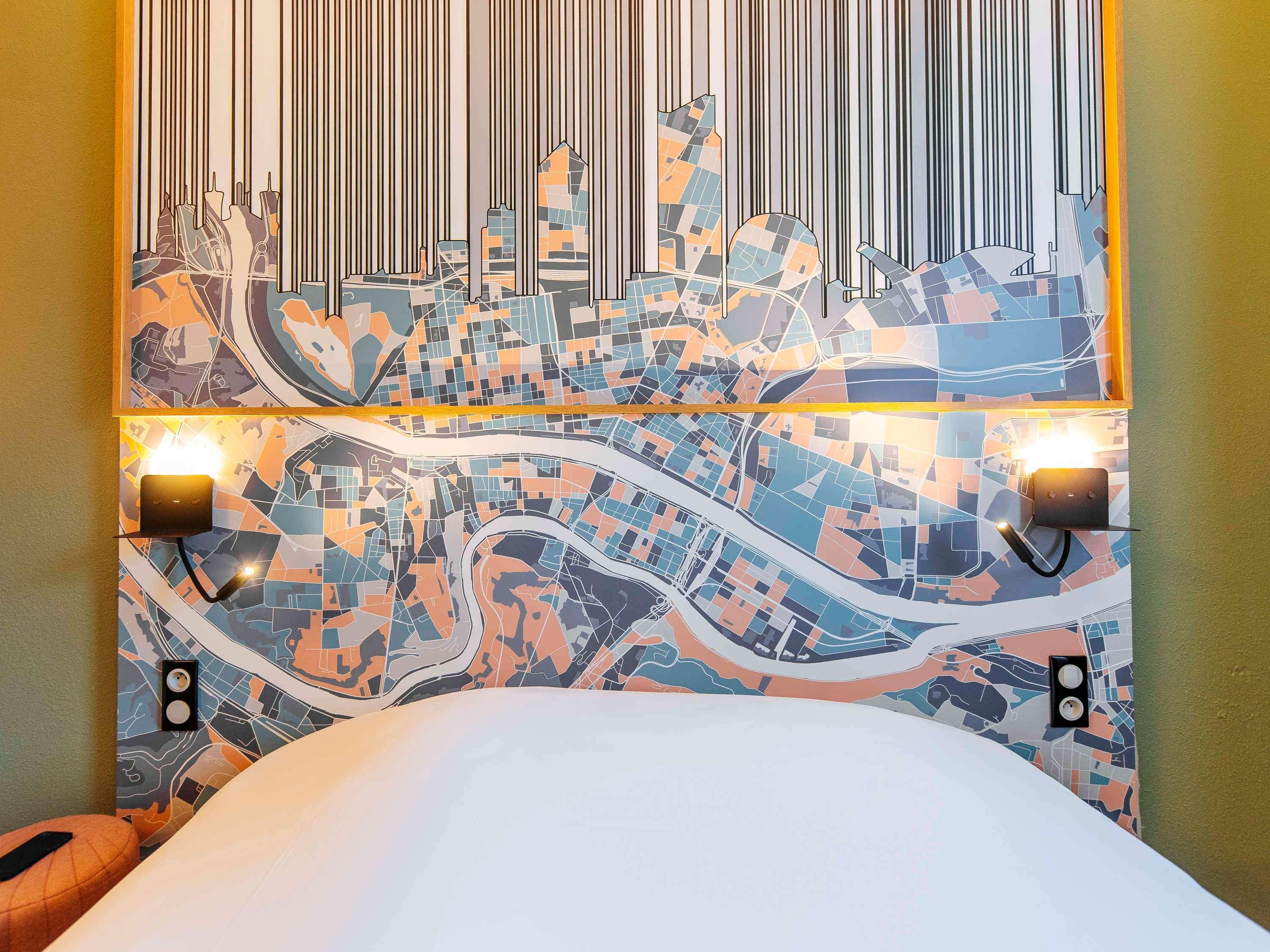 Ibis Styles Lyon Croix Rousse Hotel Eksteriør billede